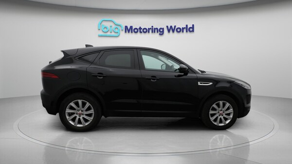 Used Jaguar E-Pace 2019 for sale - 76315131: Photo 9