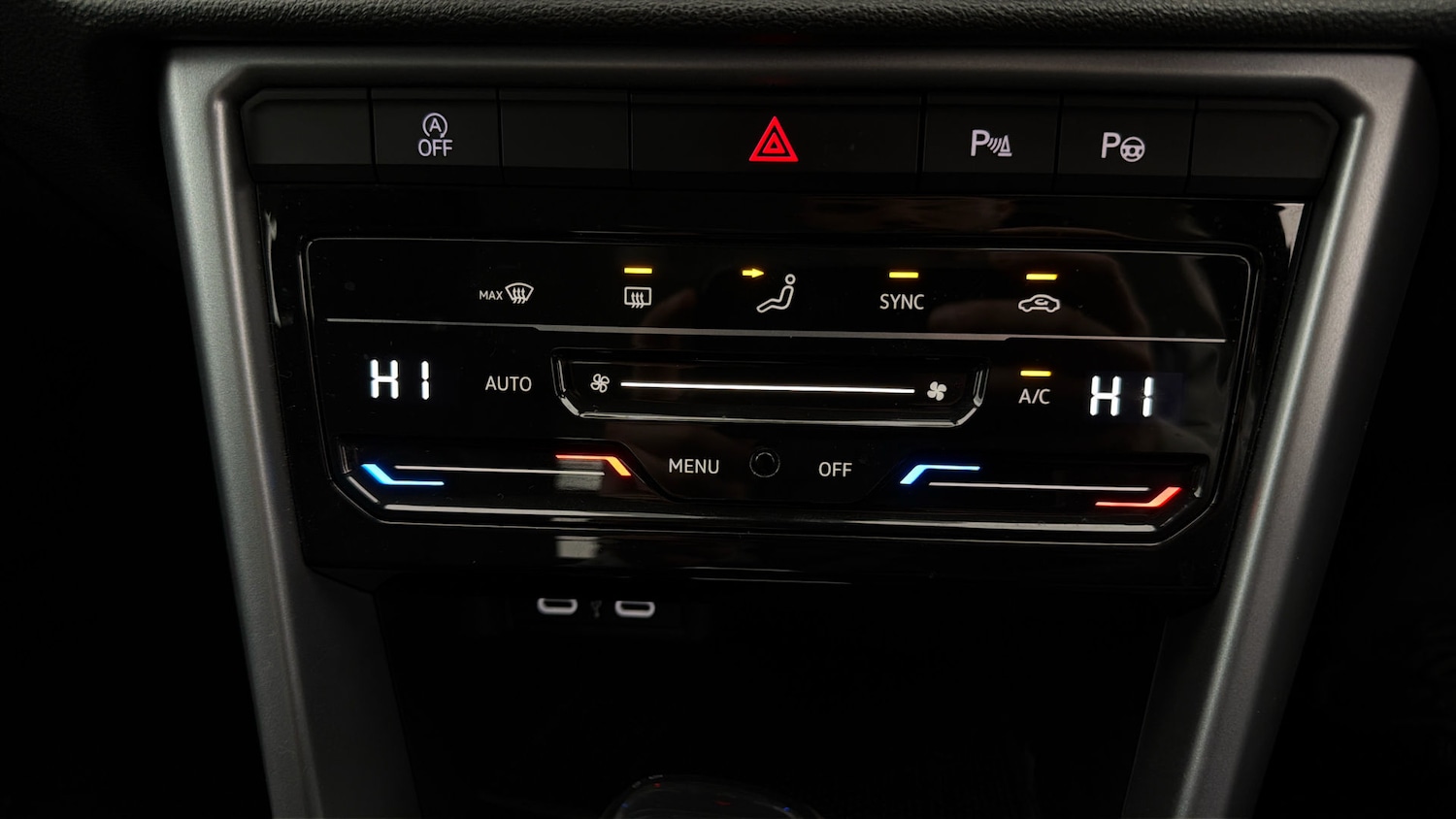 Used Volkswagen T-Roc 2023 for sale - 78196674: Photo 11