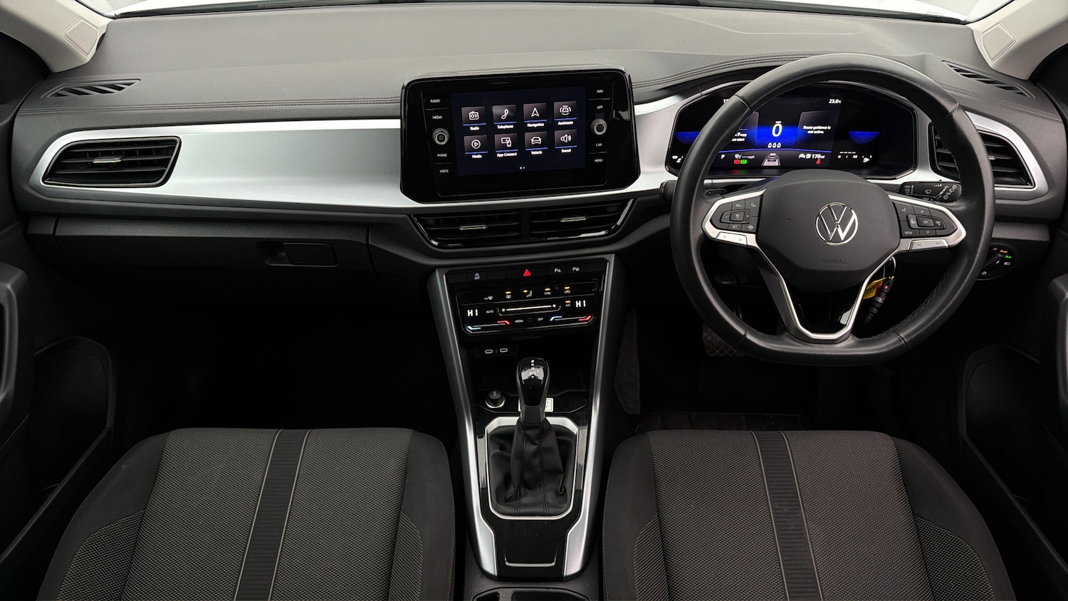 Used Volkswagen T-Roc 2023 for sale - 78196674: Photo 12