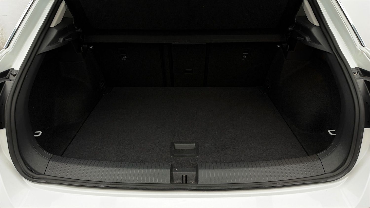 Used Volkswagen T-Roc 2023 for sale - 78196674: Photo 16