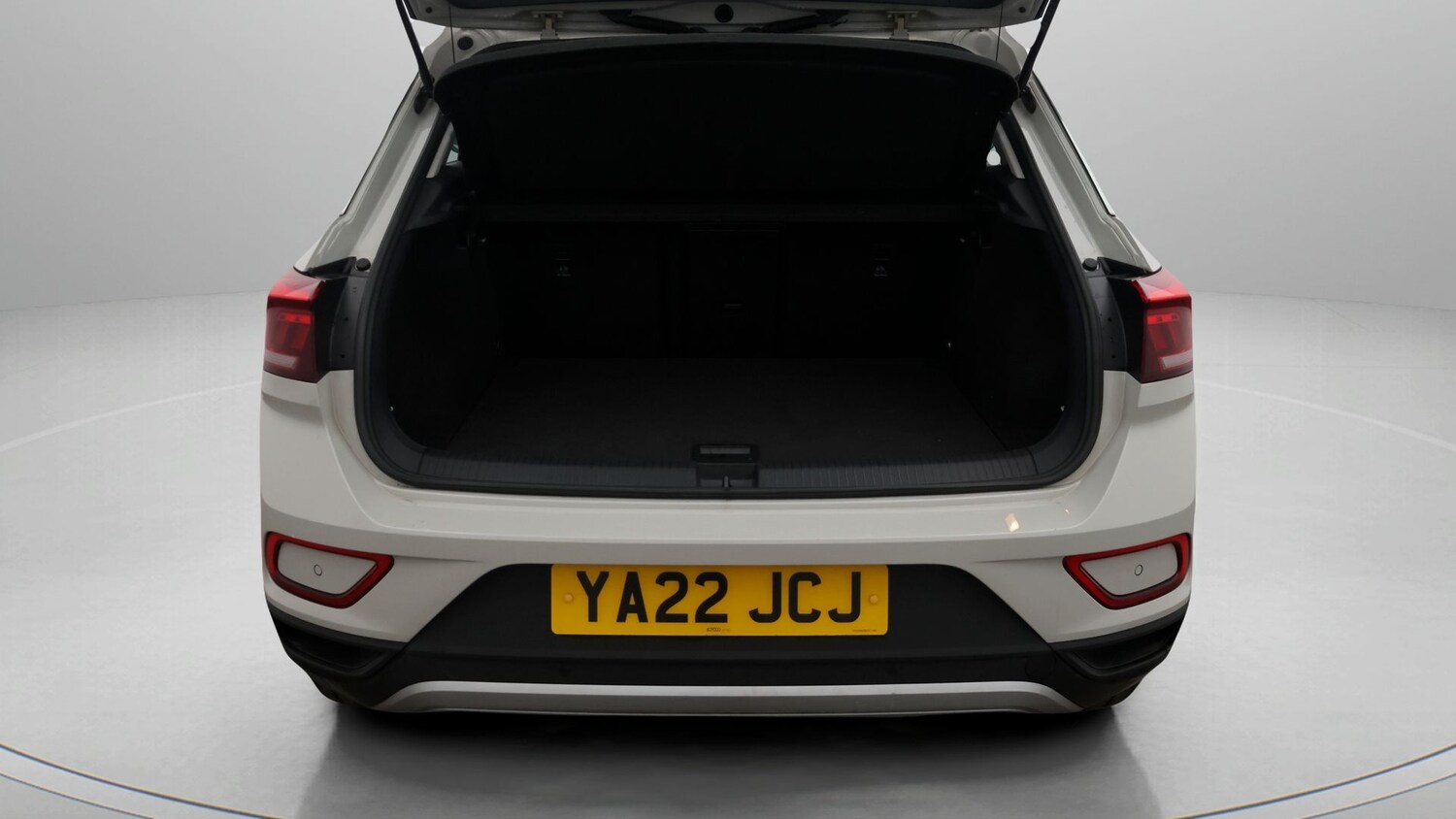 Used Volkswagen T-Roc 2022 for sale - 77210947: Photo 17