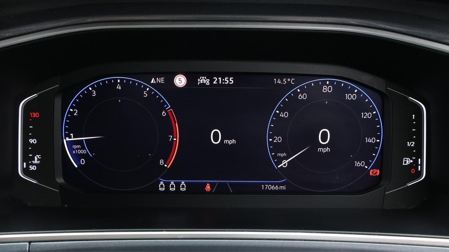 Used Volkswagen T-Roc 2023 for sale - 76247003: Photo 11