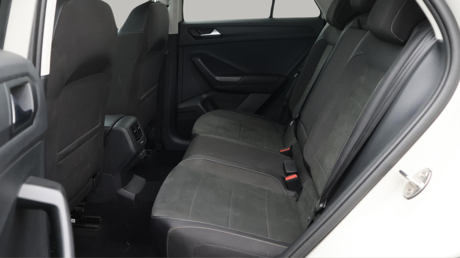 Used Volkswagen T-Roc 2023 for sale - 76247003: Photo 17