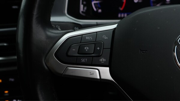 Used Volkswagen T-Roc 2023 for sale - 76247003: Photo 25