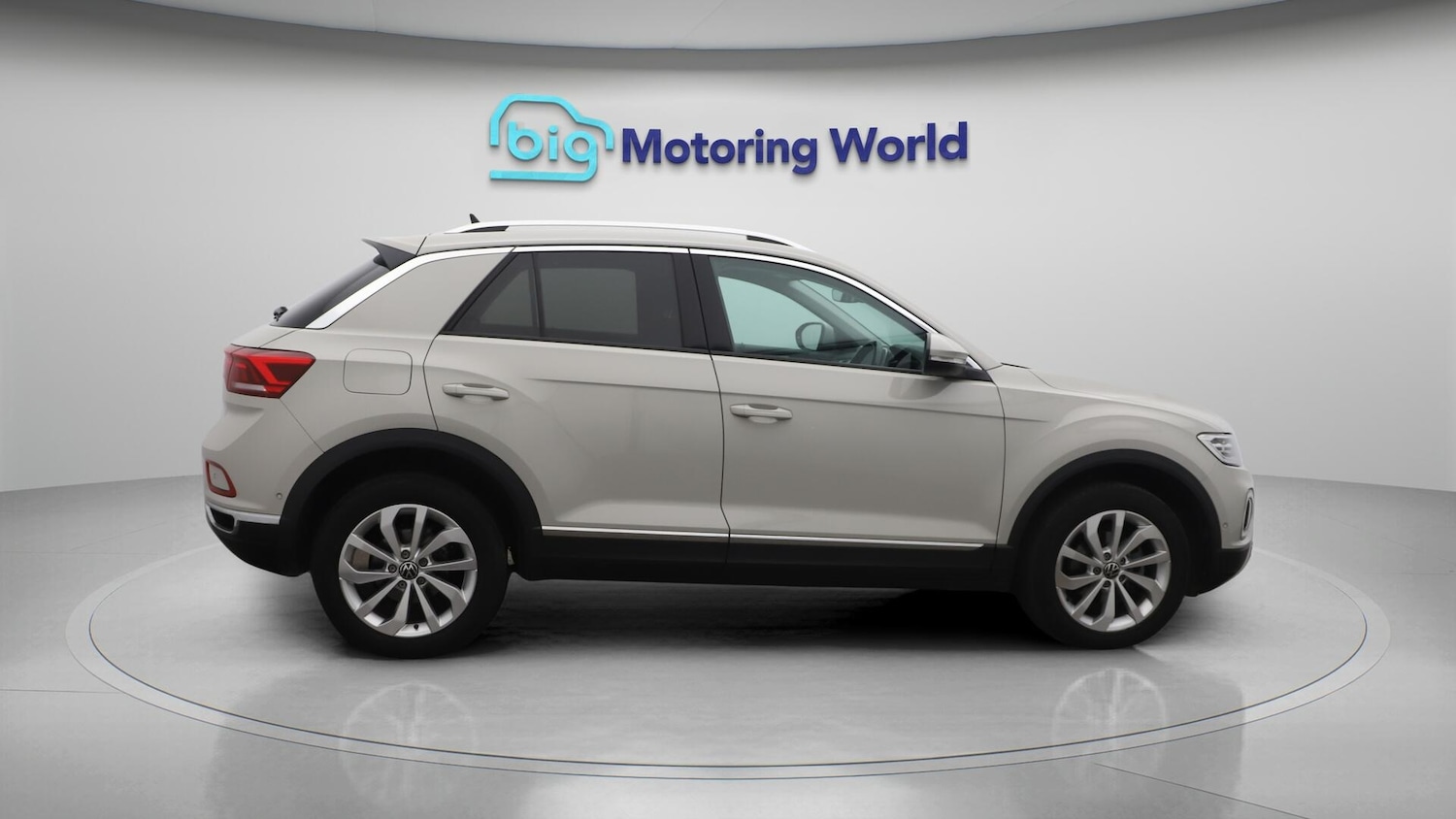Used Volkswagen T-Roc 2023 for sale - 76247003: Photo 9