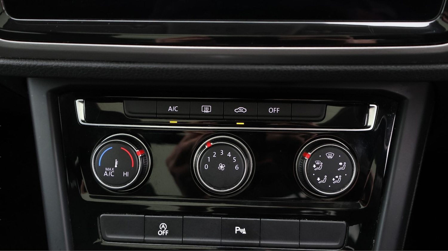 Used Volkswagen Touran 2021 for sale - 77675890: Photo 12