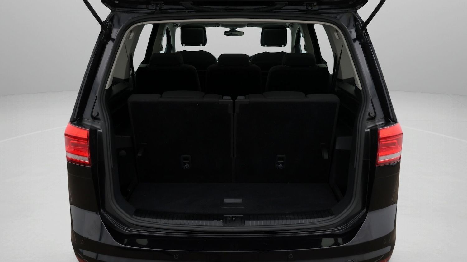 Used Volkswagen Touran 2021 for sale - 77675890: Photo 21