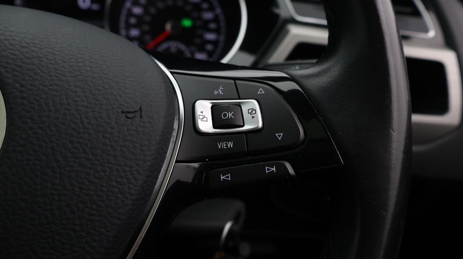 Used Volkswagen Touran 2021 for sale - 77675890: Photo 26