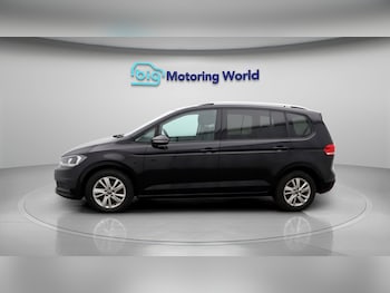 Used Volkswagen Touran 2021 for sale - 77675890: Photo