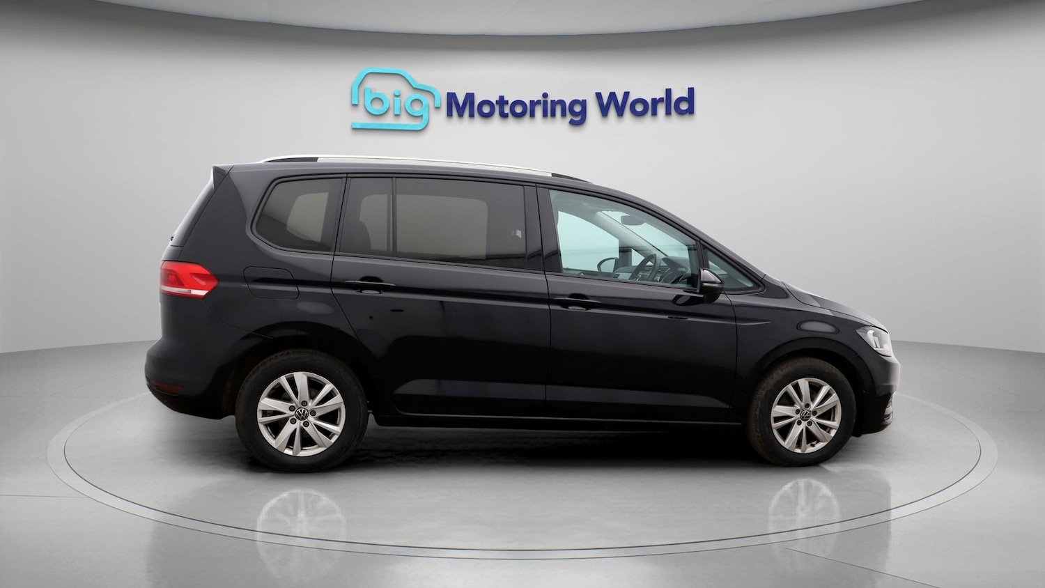 Used Volkswagen Touran 2021 for sale - 77675890: Photo 8