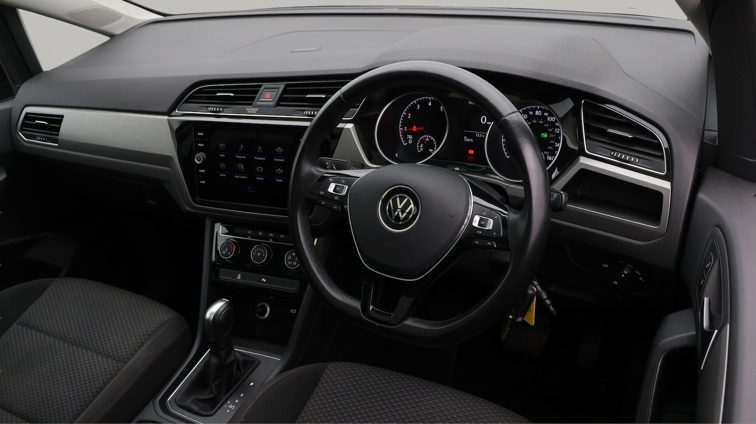 Used Volkswagen Touran 2021 for sale - 77675890: Photo 9