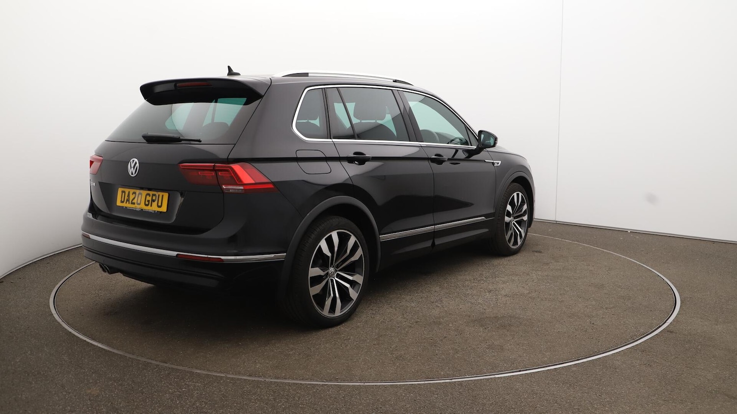 Used Volkswagen Tiguan 2020 for sale - 76153167: Photo 57