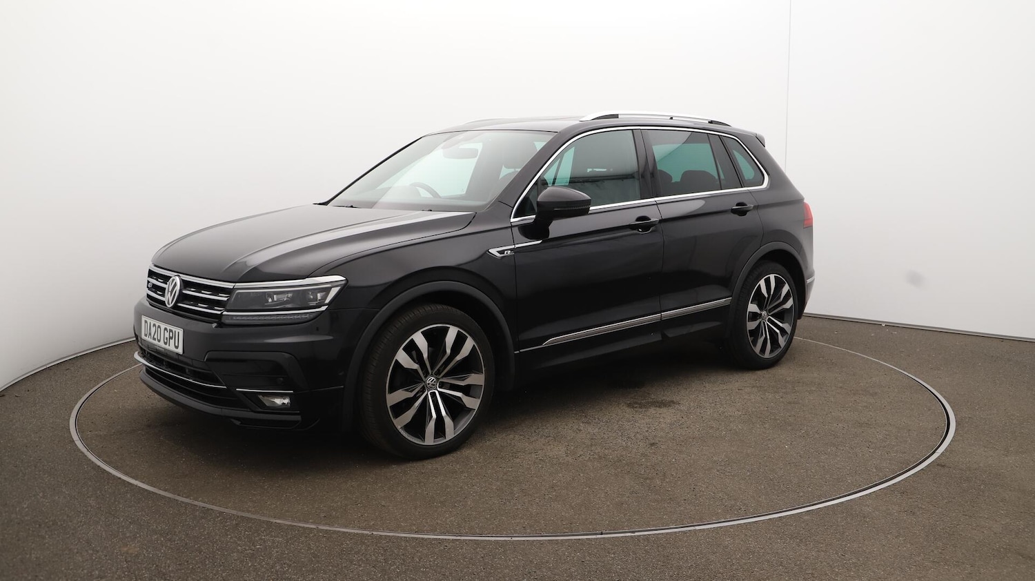 Used Volkswagen Tiguan 2020 for sale - 76153167: Photo 71