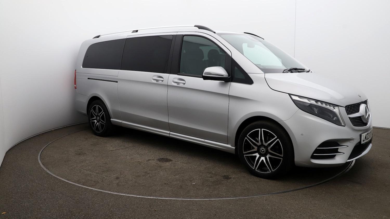 Used Mercedes-Benz V-Class 2023 for sale - 76812809: Photo 40