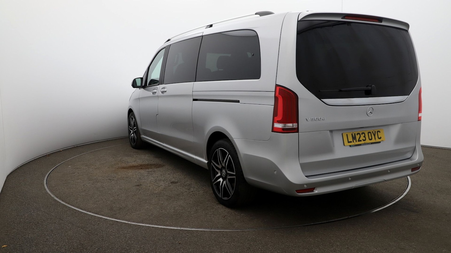 Used Mercedes-Benz V-Class 2023 for sale - 76812809: Photo 57