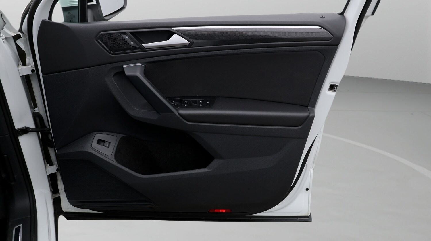 Used Volkswagen Tiguan 2023 for sale - 77663256: Photo 15