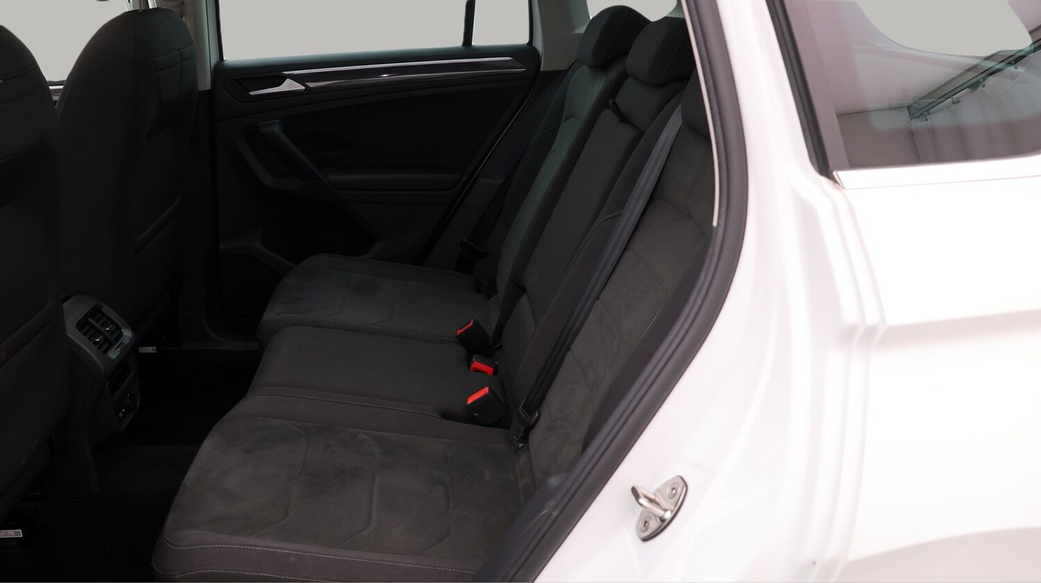 Used Volkswagen Tiguan 2023 for sale - 77663256: Photo 16