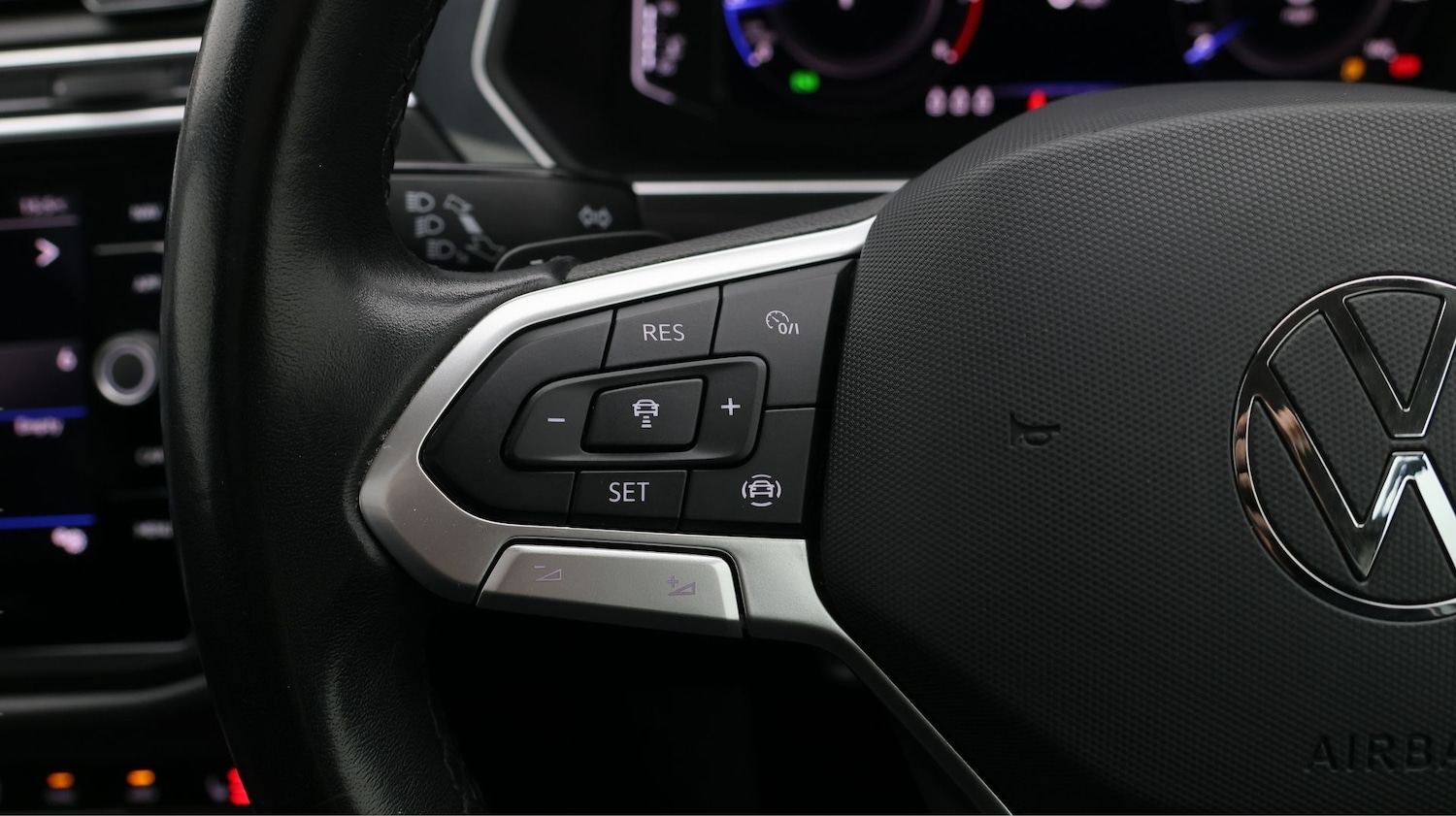 Used Volkswagen Tiguan 2023 for sale - 77663256: Photo 22