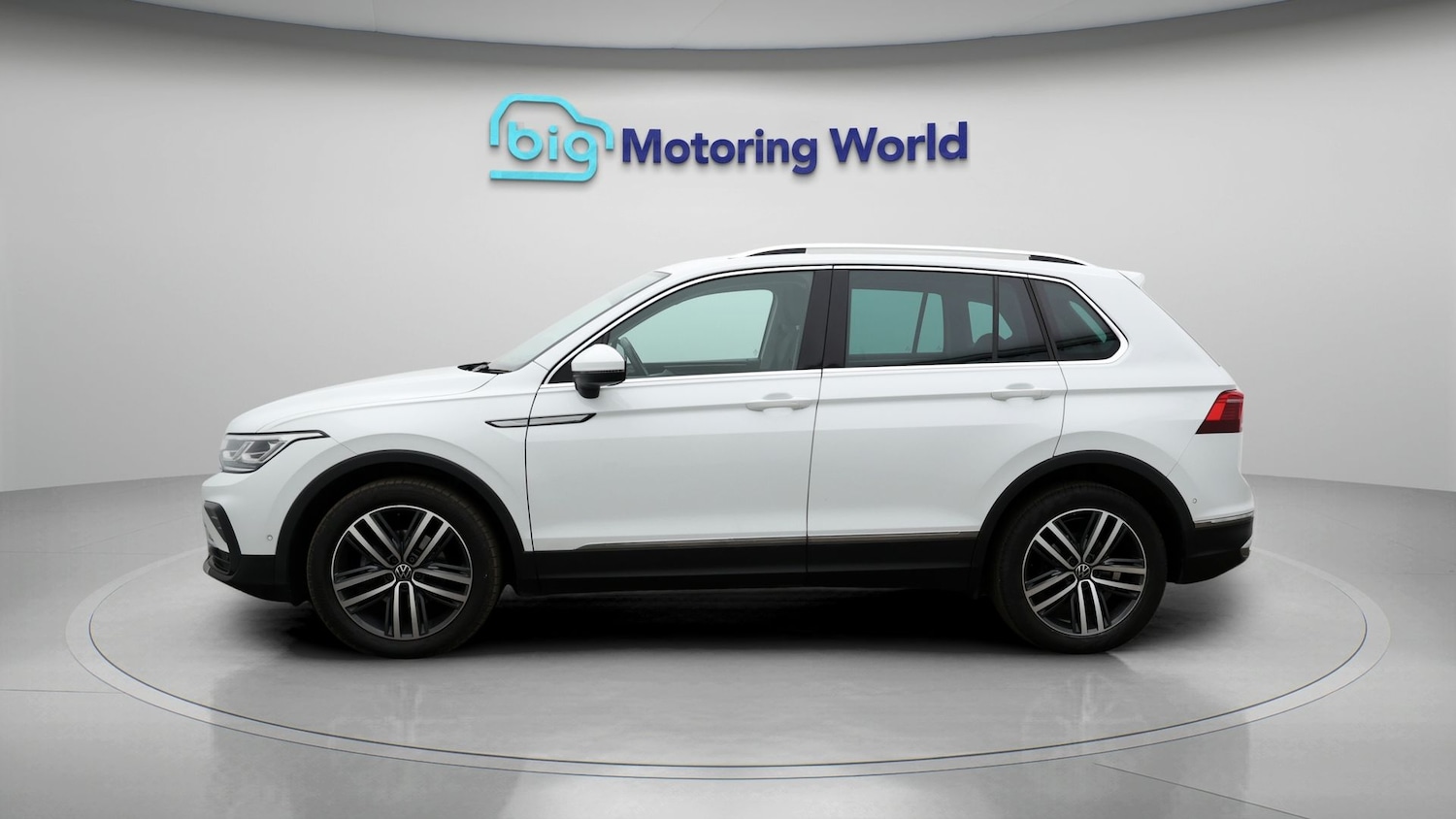 Used Volkswagen Tiguan 2023 for sale - 77663256: Photo 4