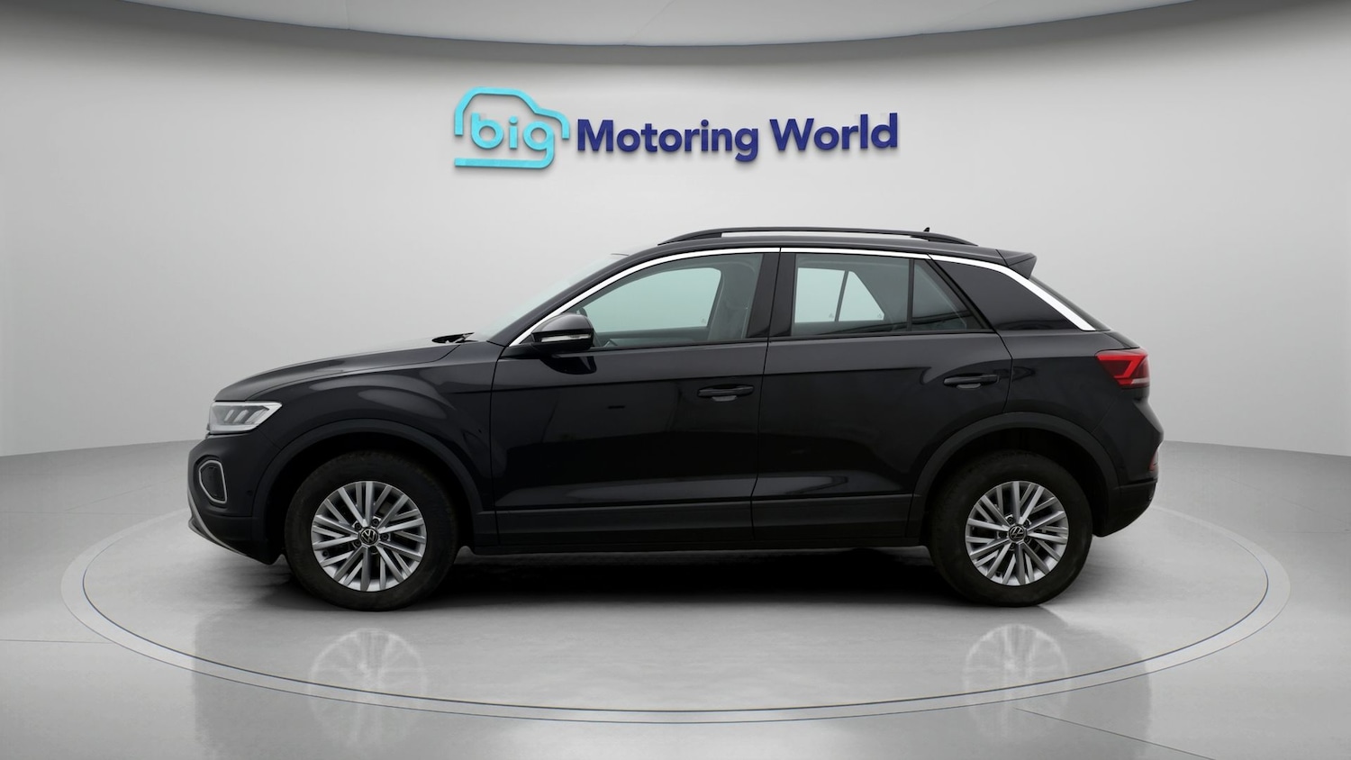 Used Volkswagen T-Roc 2022 for sale - 77502785: Photo 4