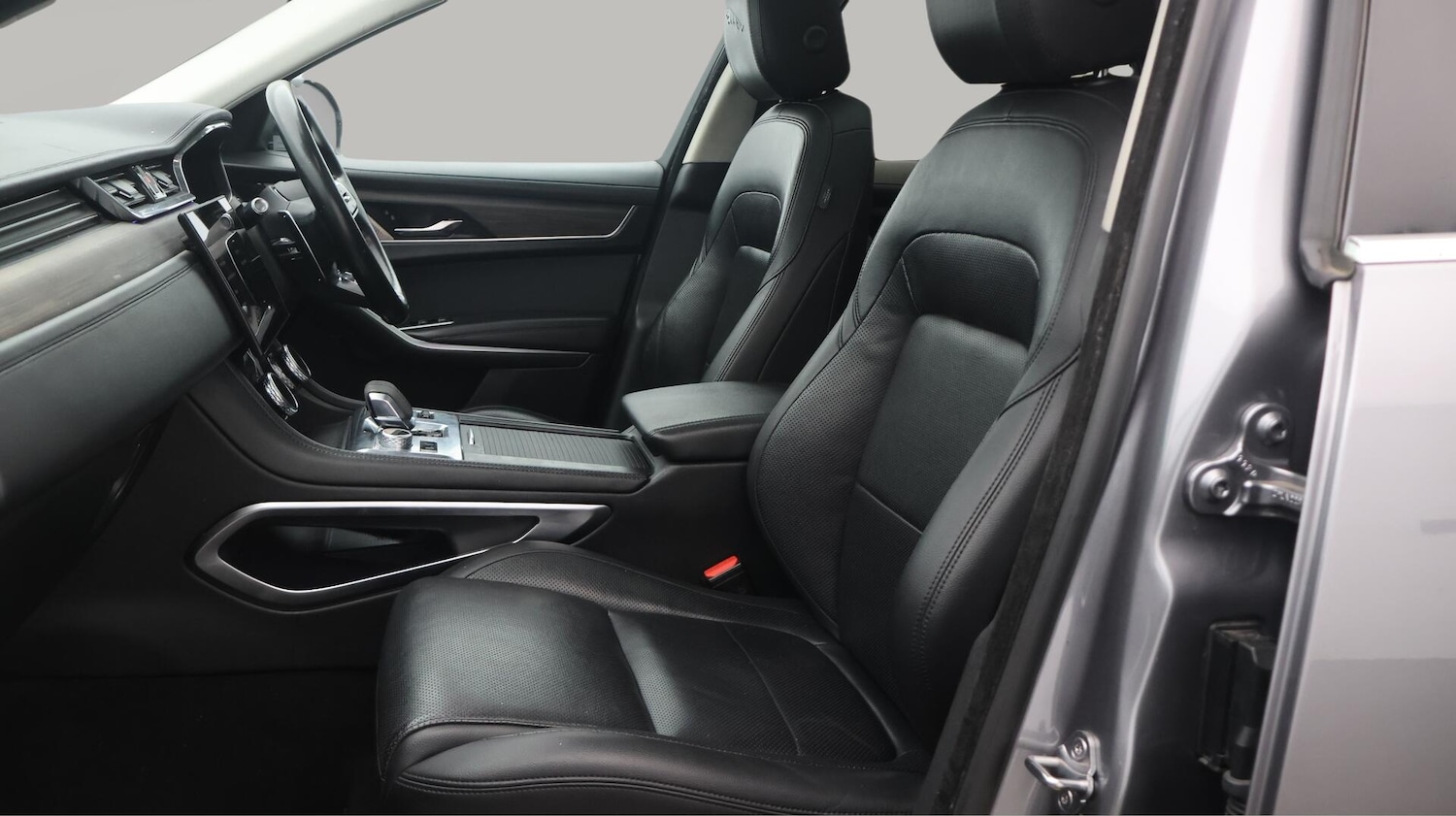 Used Jaguar F-Pace 2021 for sale - 76349176: Photo 15