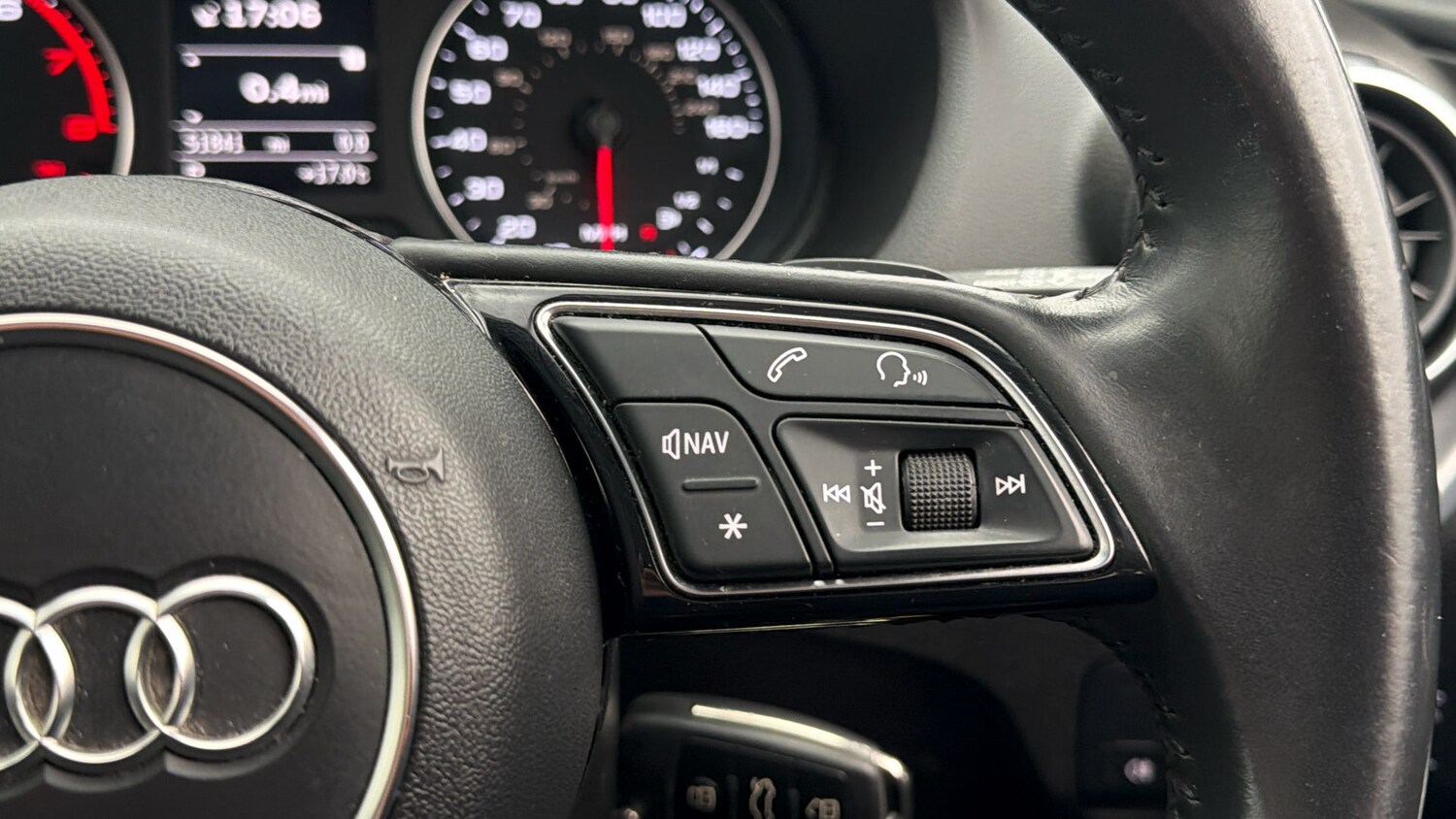 Used Audi Q2 2020 for sale - 77931869: Photo 24