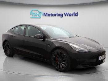 2020 (70) - (Dual Motor) Performance Saloon 4dr Electric Auto 4WDE (Performance Upgrade