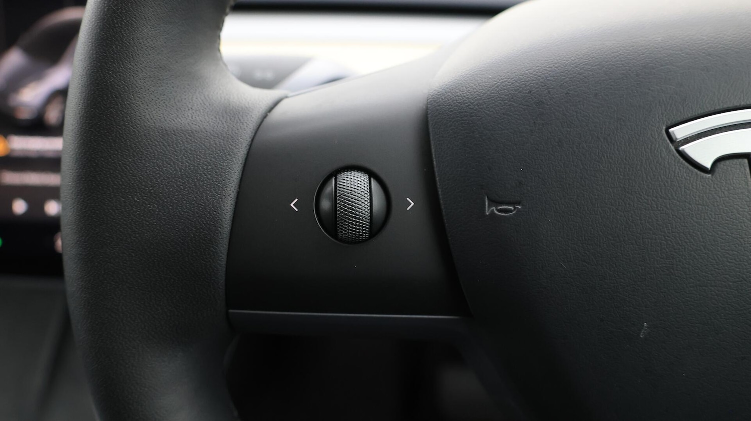 Used Tesla Model Y 2023 for sale - 76424187: Photo 24