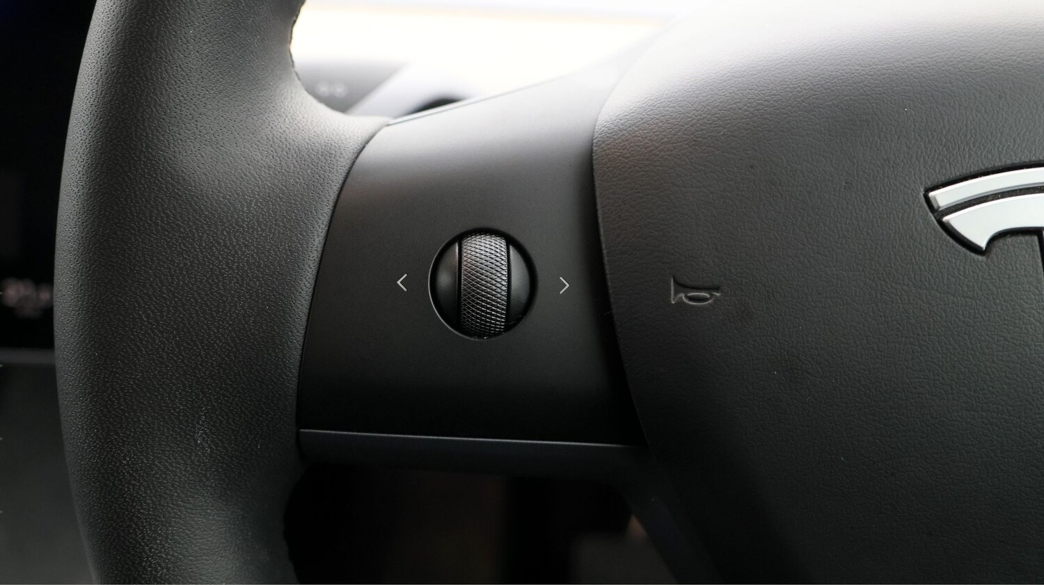 Used Tesla Model Y 2022 for sale - 77379351: Photo 23