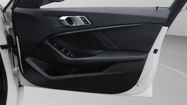 Used BMW 1 Series 2022 for sale - 76317782: Photo 16