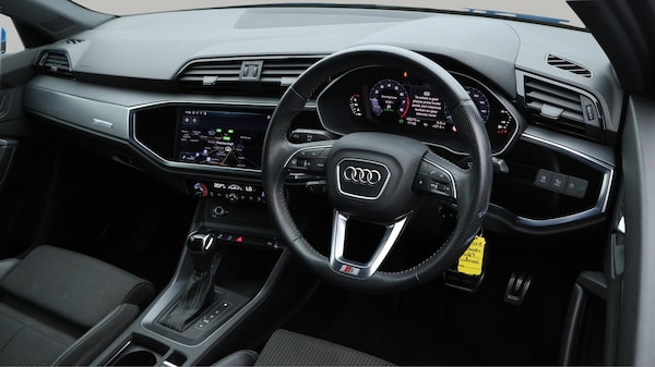 Used Audi Q3 2020 for sale - 75414453: Photo 10