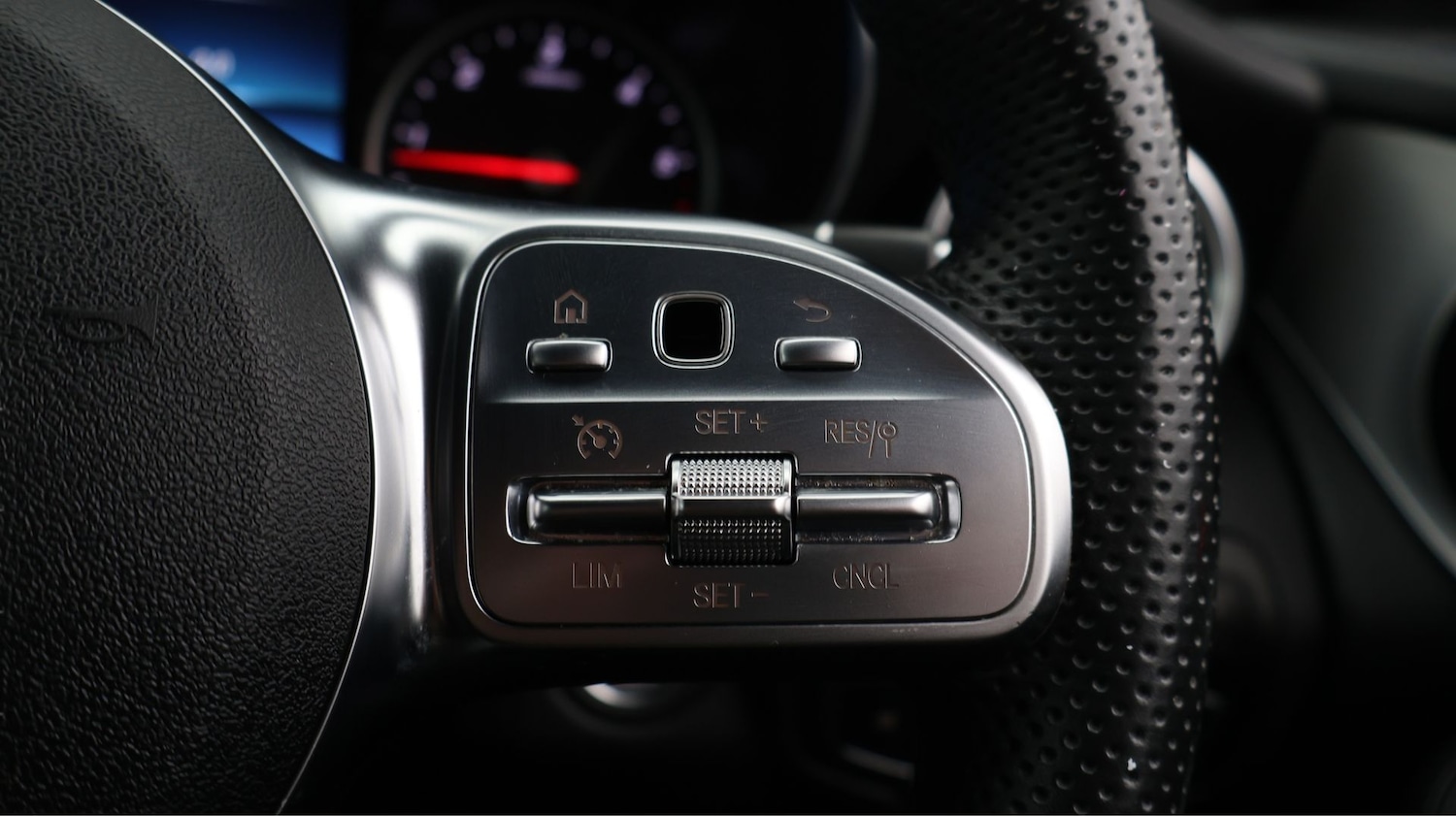 Used Mercedes-Benz GLC 2021 for sale - 77831569: Photo 24