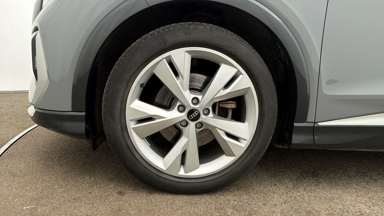 Used Audi Q4 e-tron 2023 for sale - 78092794: Photo 17