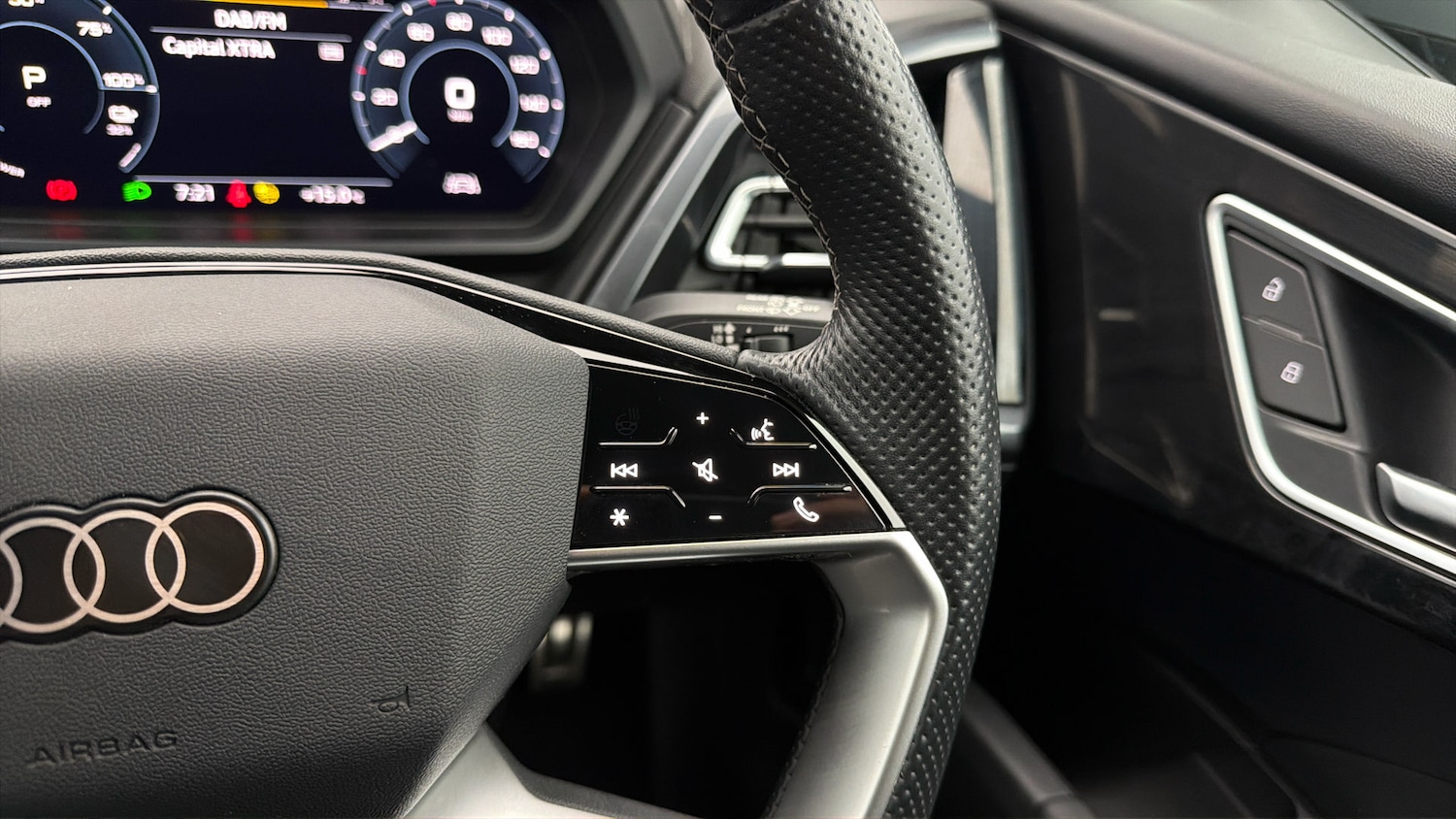 Used Audi Q4 e-tron 2023 for sale - 78092794: Photo 24