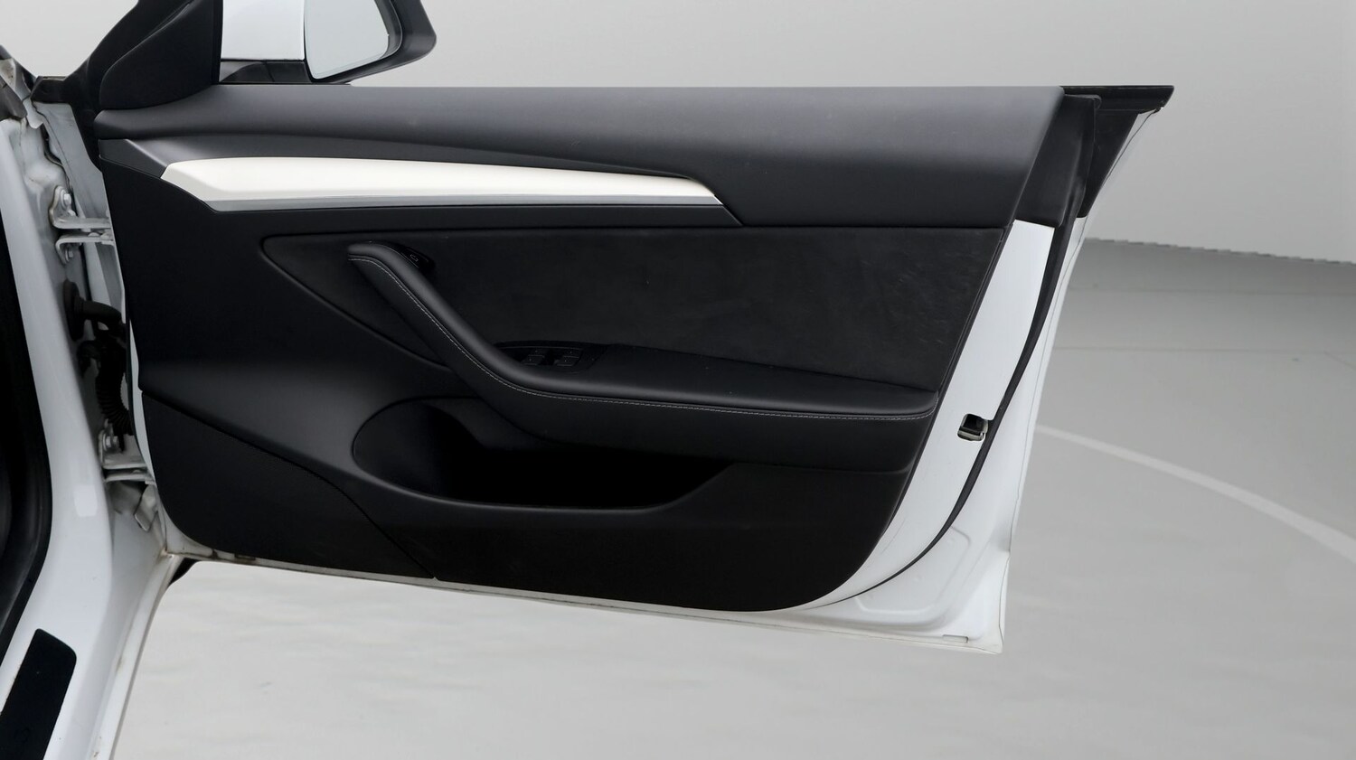 Used Tesla Model 3 2021 for sale - 77447680: Photo 15