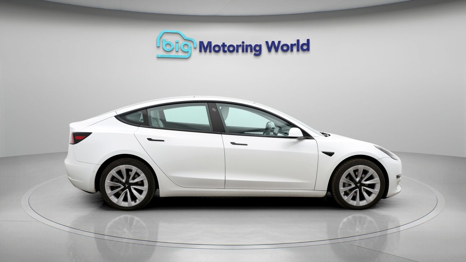 Used Tesla Model 3 2021 for sale - 77447680: Photo 8