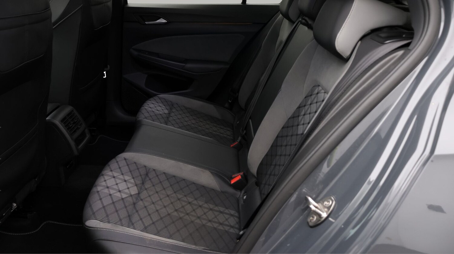 Used Volkswagen Golf 2020 for sale - 77650406: Photo 16