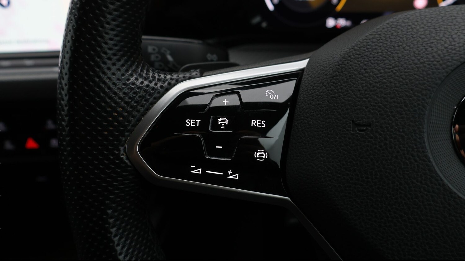 Used Volkswagen Golf 2020 for sale - 77650406: Photo 23