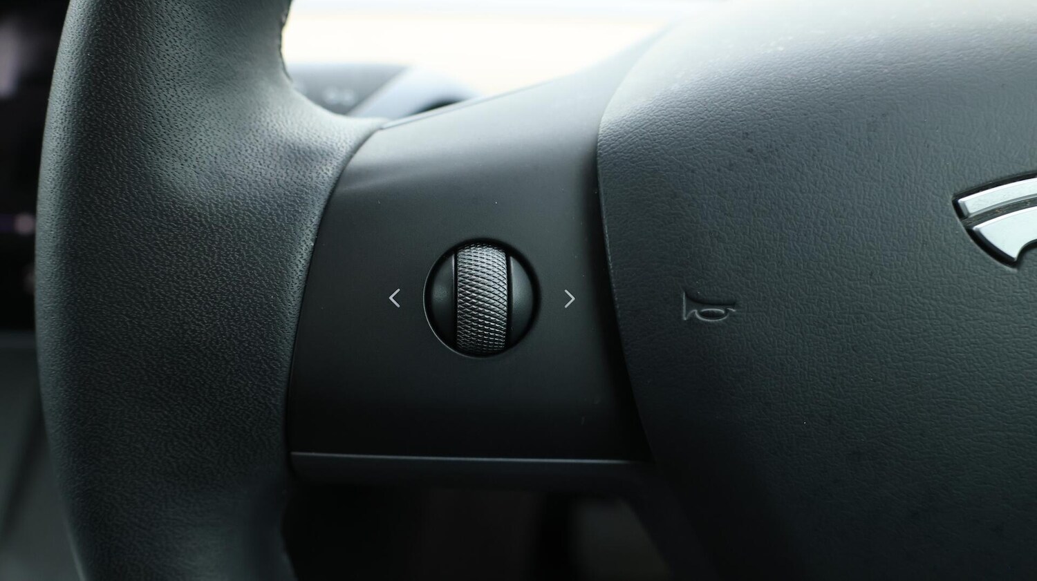 Used Tesla Model Y 2022 for sale - 76472110: Photo 25