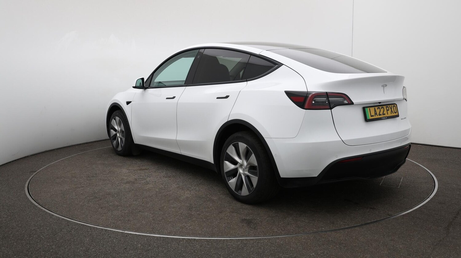 Used Tesla Model Y 2022 for sale - 76472110: Photo 63
