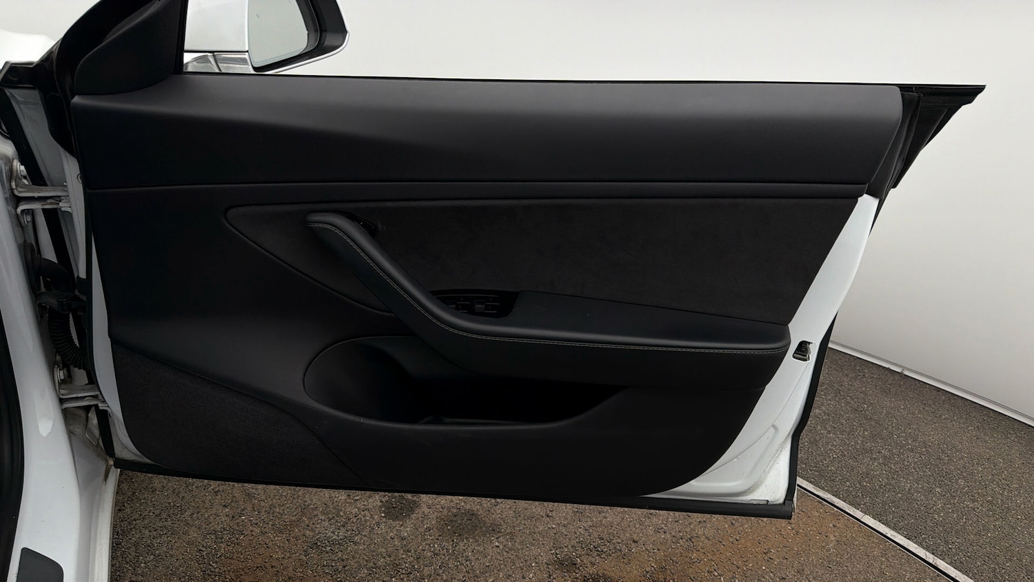 Used Tesla Model 3 2020 for sale - 77945844: Photo 14