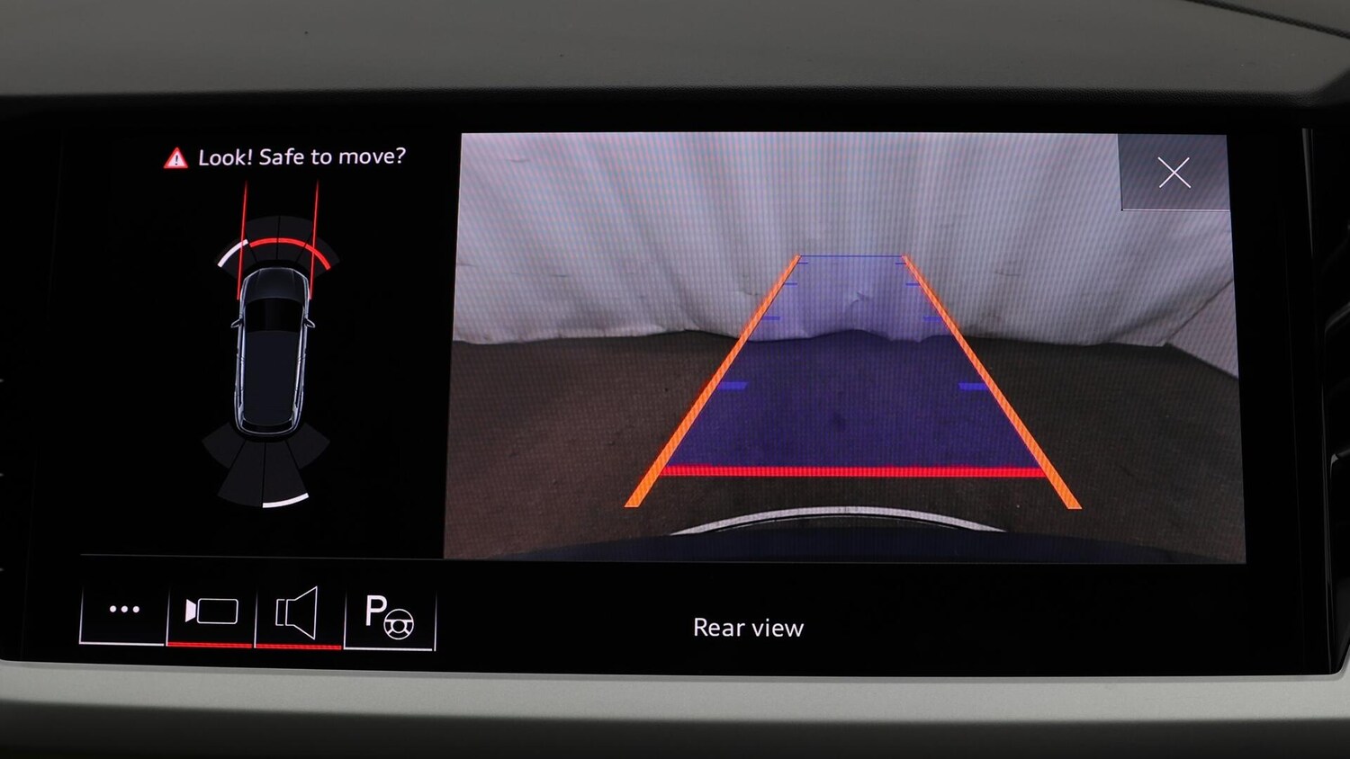 Used Audi Q4 e-tron 2022 for sale - 76607082: Photo 27