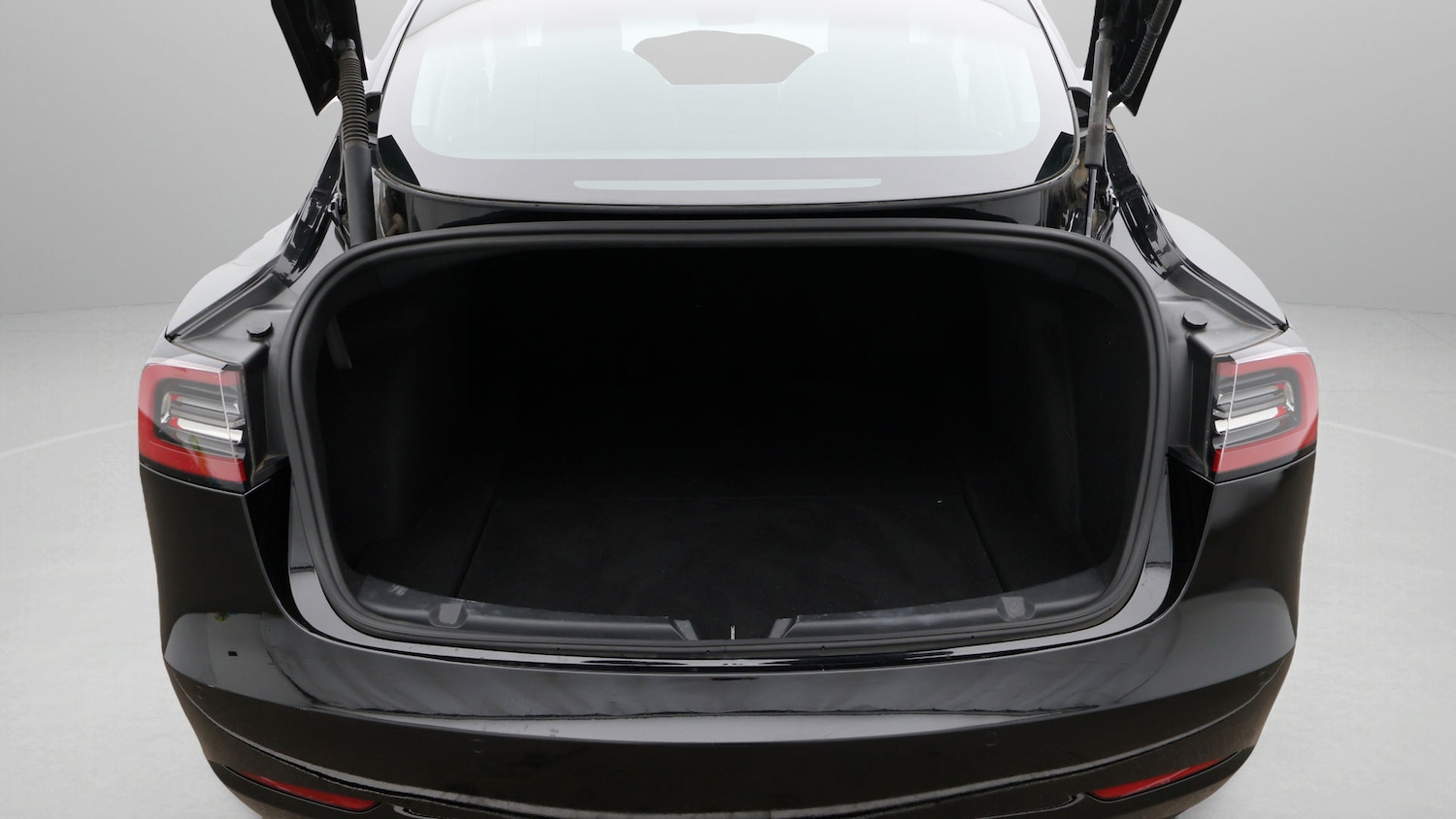 Used Tesla Model 3 2021 for sale - 77327577: Photo 17