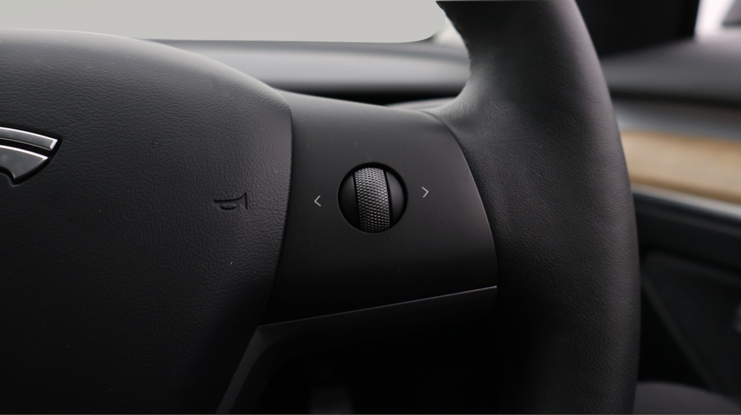 Used Tesla Model 3 2021 for sale - 77327577: Photo 26