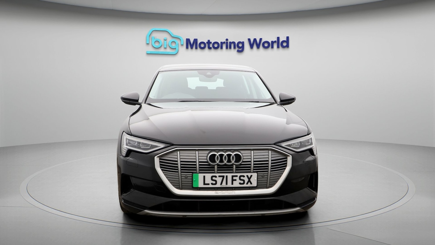 Used Audi e-tron 2021 for sale - 77747601: Photo 2