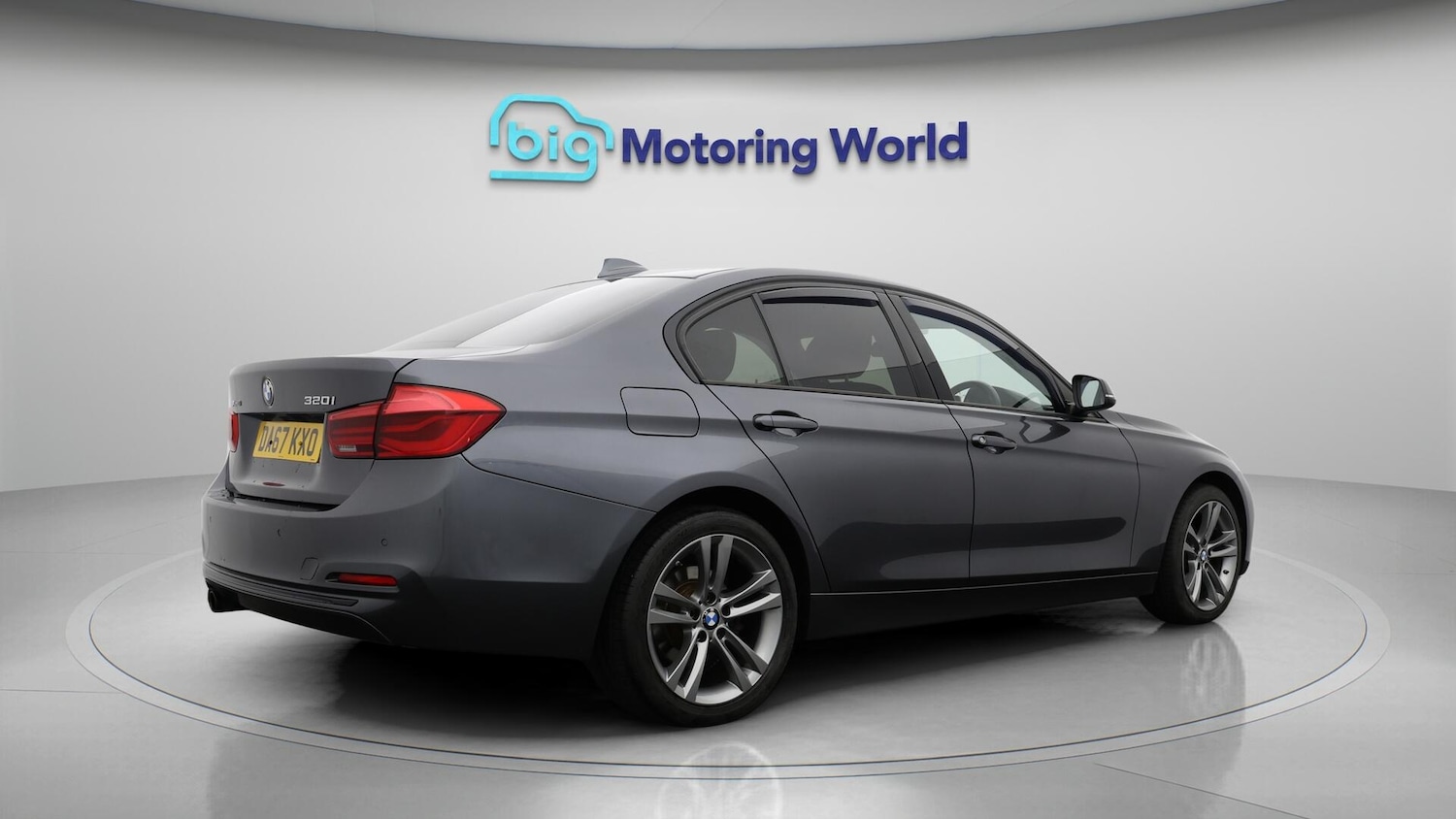 Used BMW 3 Series 2017 for sale - 76381064: Photo 7