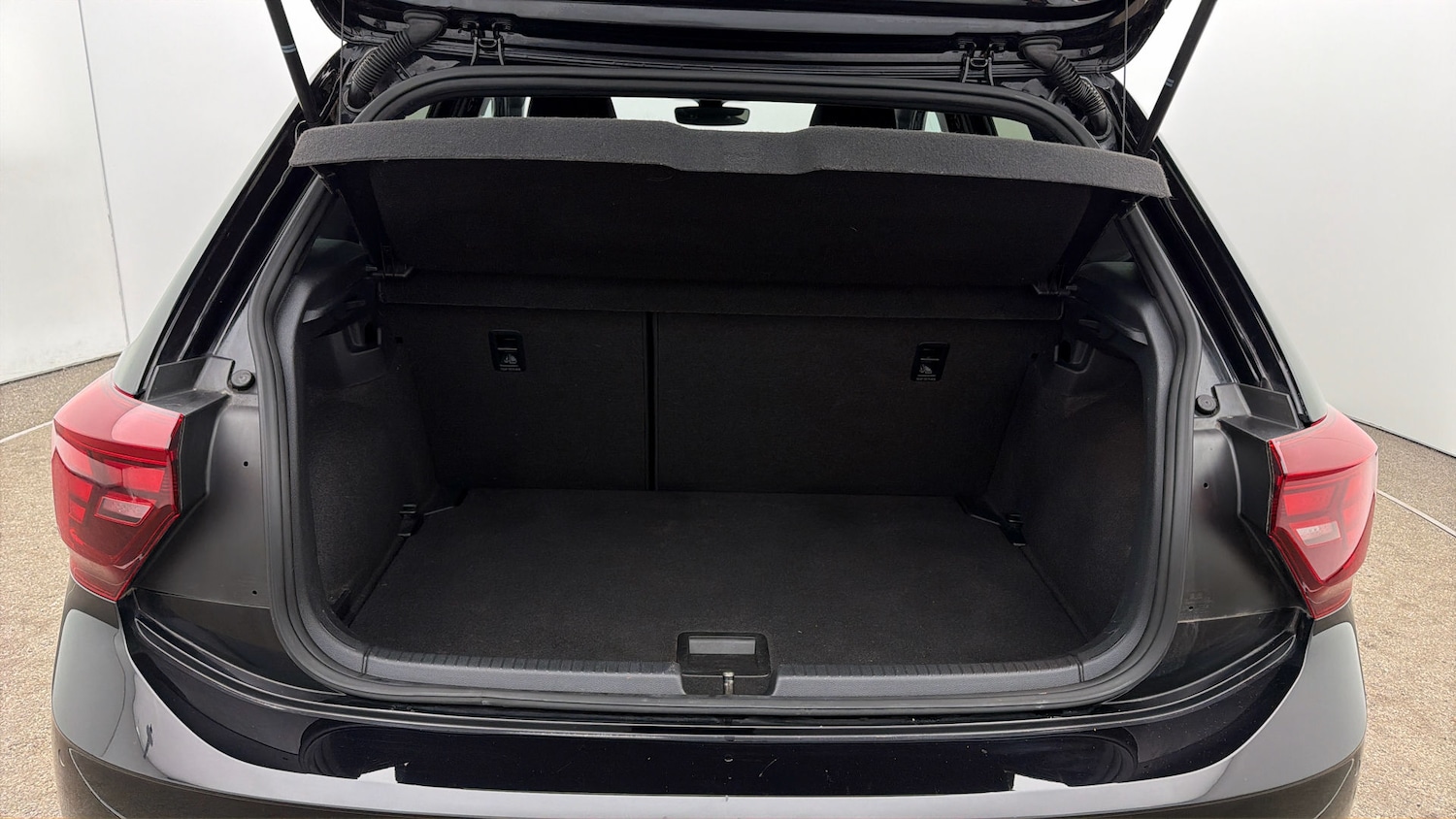 Used Volkswagen Polo 2022 for sale - 77822100: Photo 16