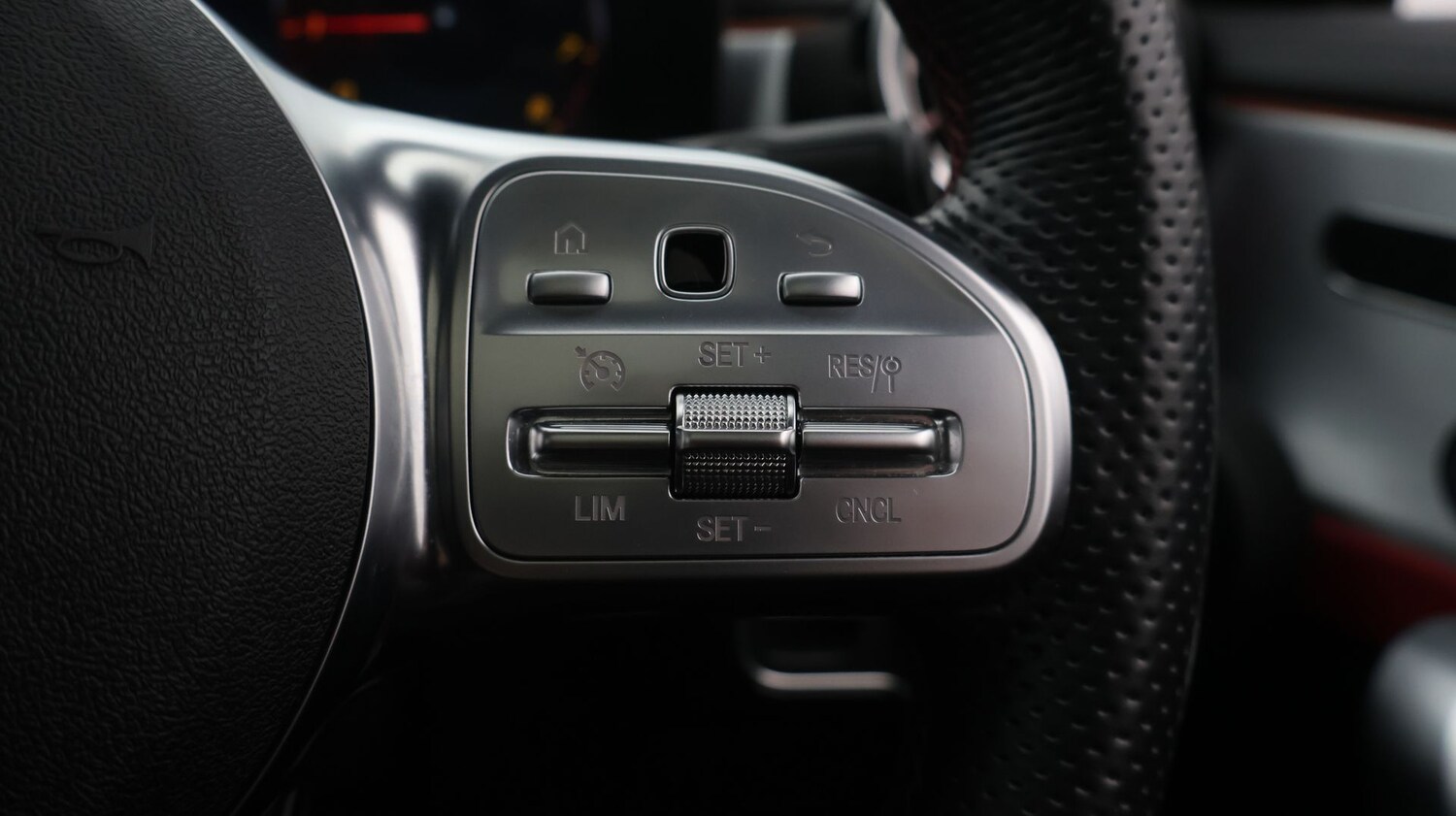 Used Mercedes-Benz CLA for sale - 77208159: Photo 26