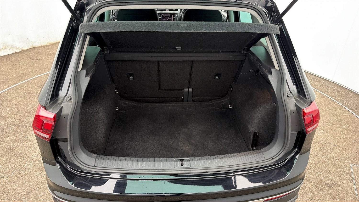 Used Volkswagen Tiguan 2021 for sale - 77998183: Photo 16