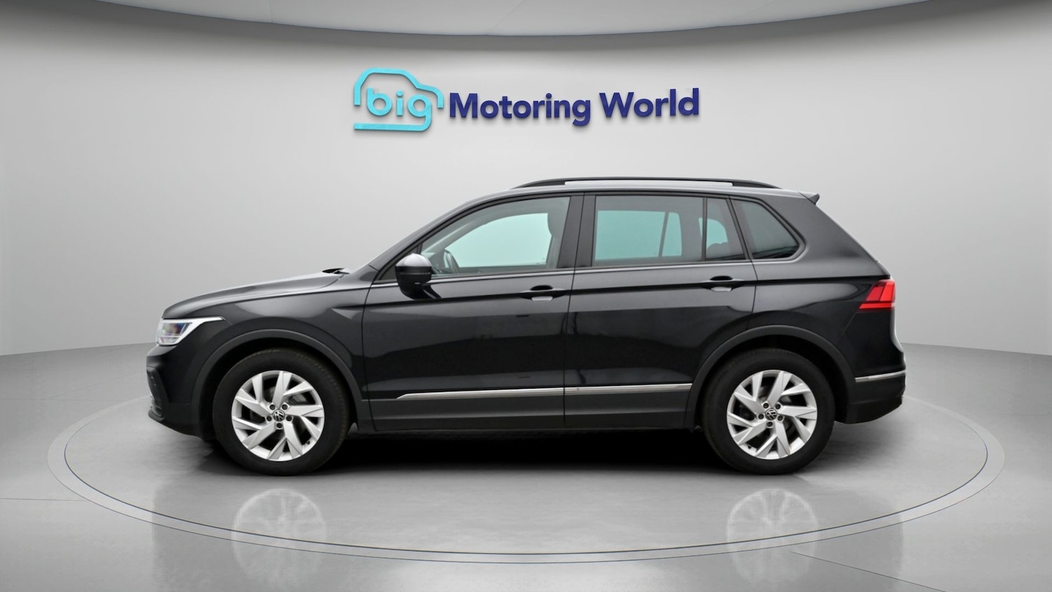 Used Volkswagen Tiguan 2021 for sale - 77998183: Photo 4